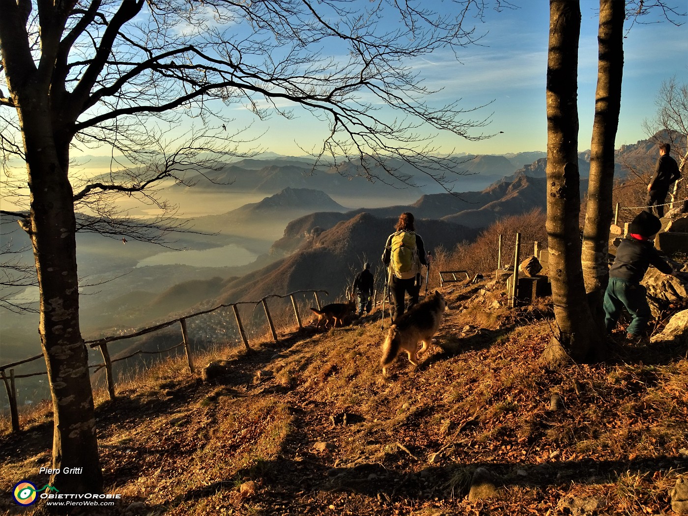 70 Luci e colori d'inizio tramonto.JPG